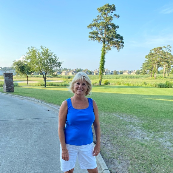 Meet your Posher, Donna - Picture 1 of 1